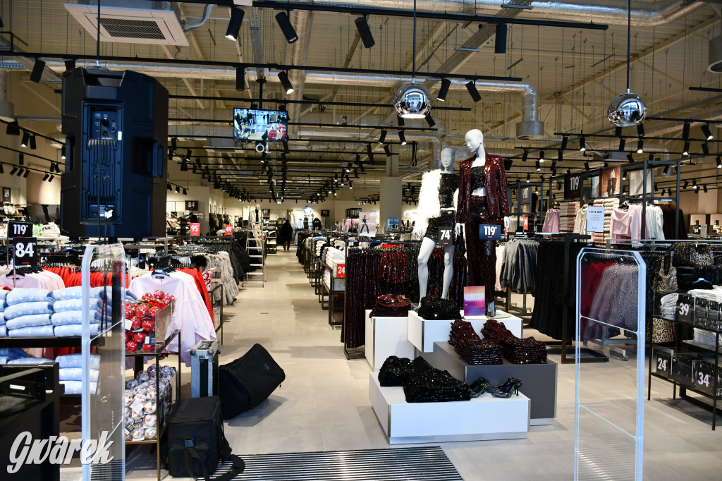 Znane marki, małe emocje. Park S1 zaskoczył frekwencją