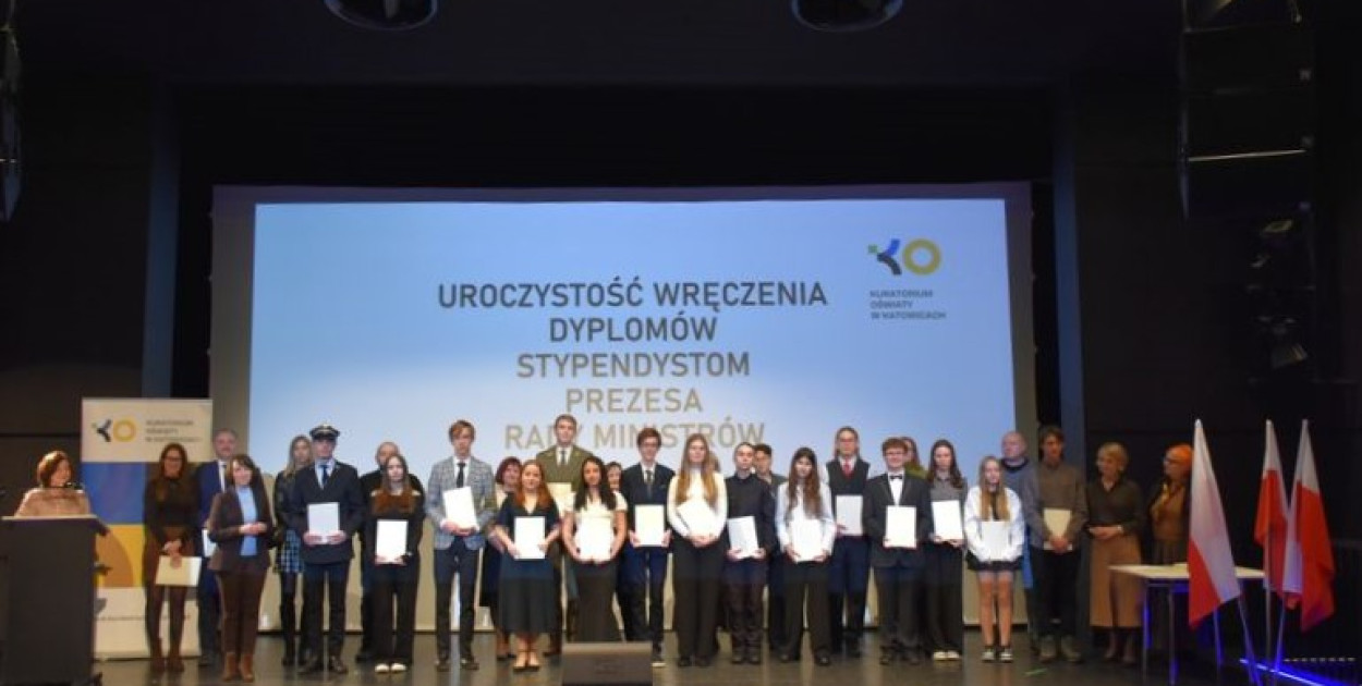 Wręczono stypendia Prezesa Rady Ministrów [FOTO]