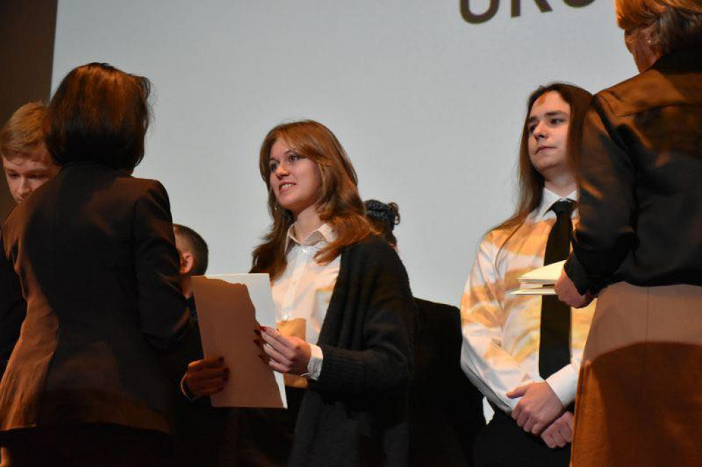 Wręczono stypendia Prezesa Rady Ministrów [FOTO]