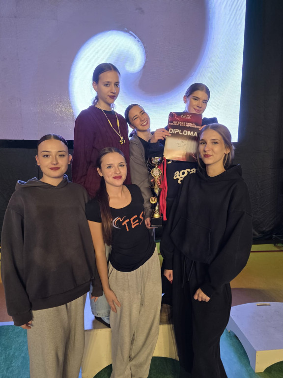 Tarnowskie Góry, Kraków. Sukces tancerek z Tess