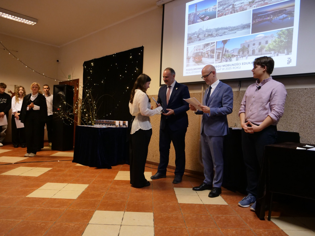 Tarnowskie Góry. Plastyk się chwali!