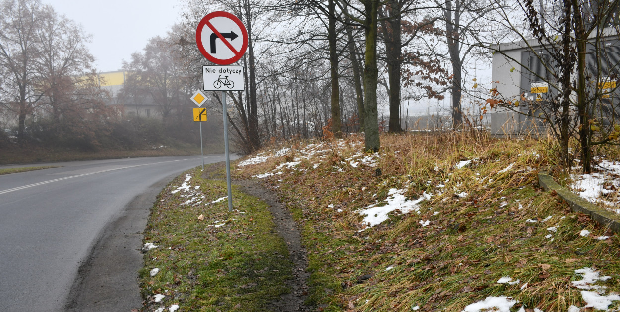 Będzie nowe rondo, wtedy będzie i chodnik