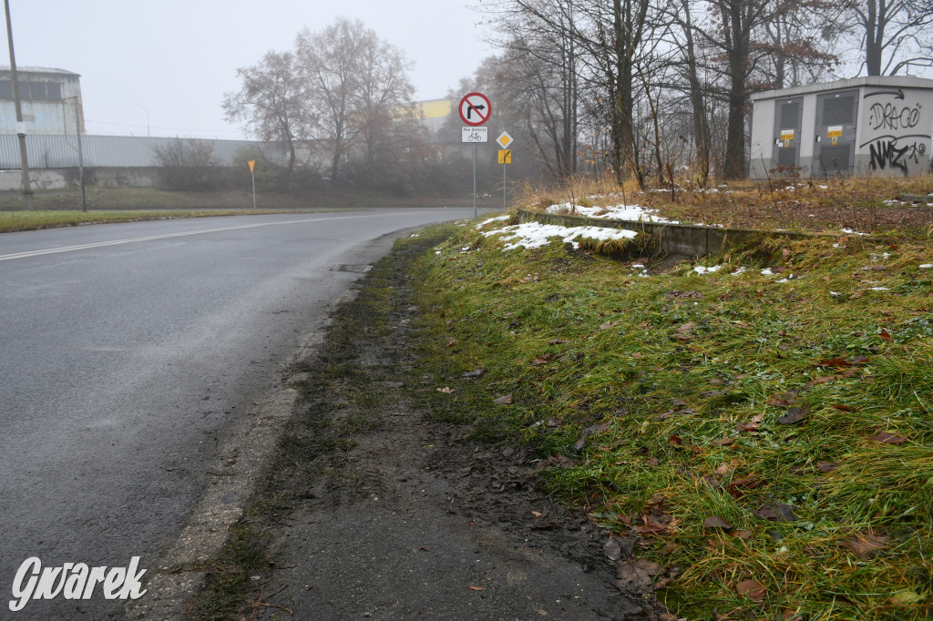 Będzie nowe rondo, wtedy będzie i chodnik