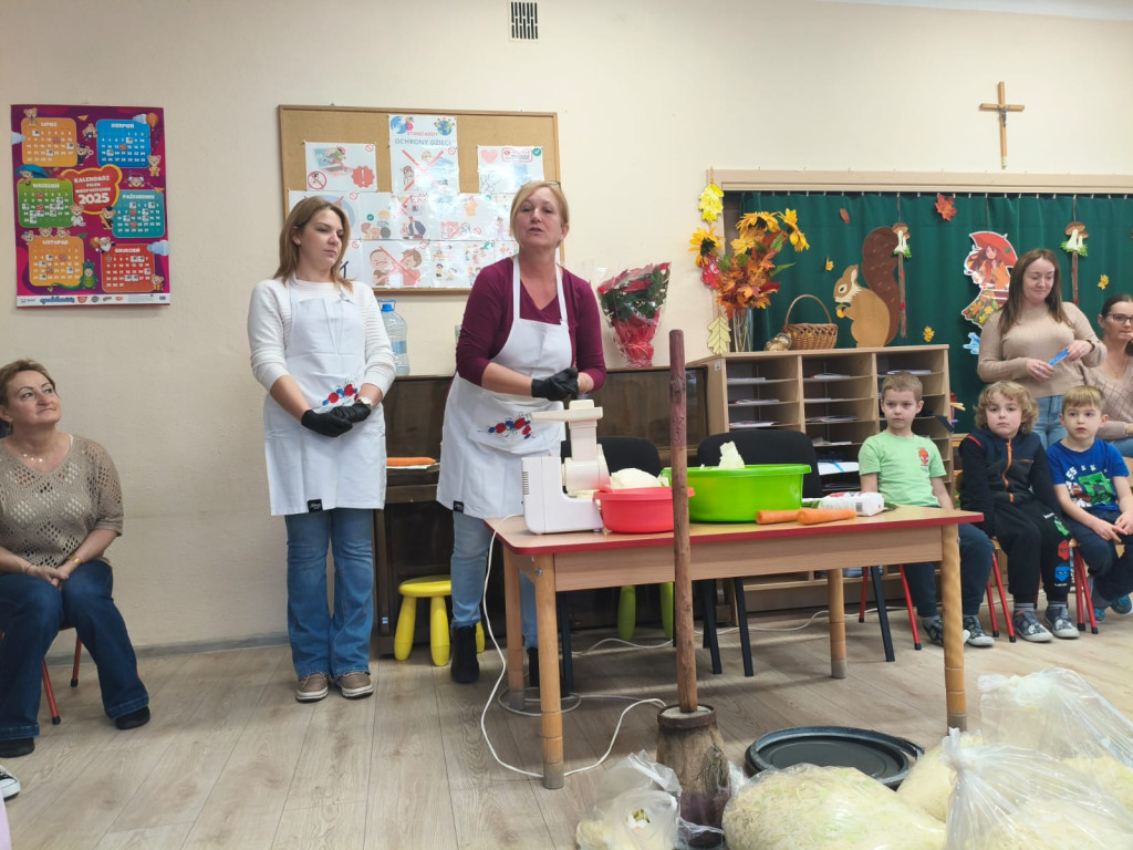 Tarnowskie Góry. Kiszenie kapusty i Barbórka