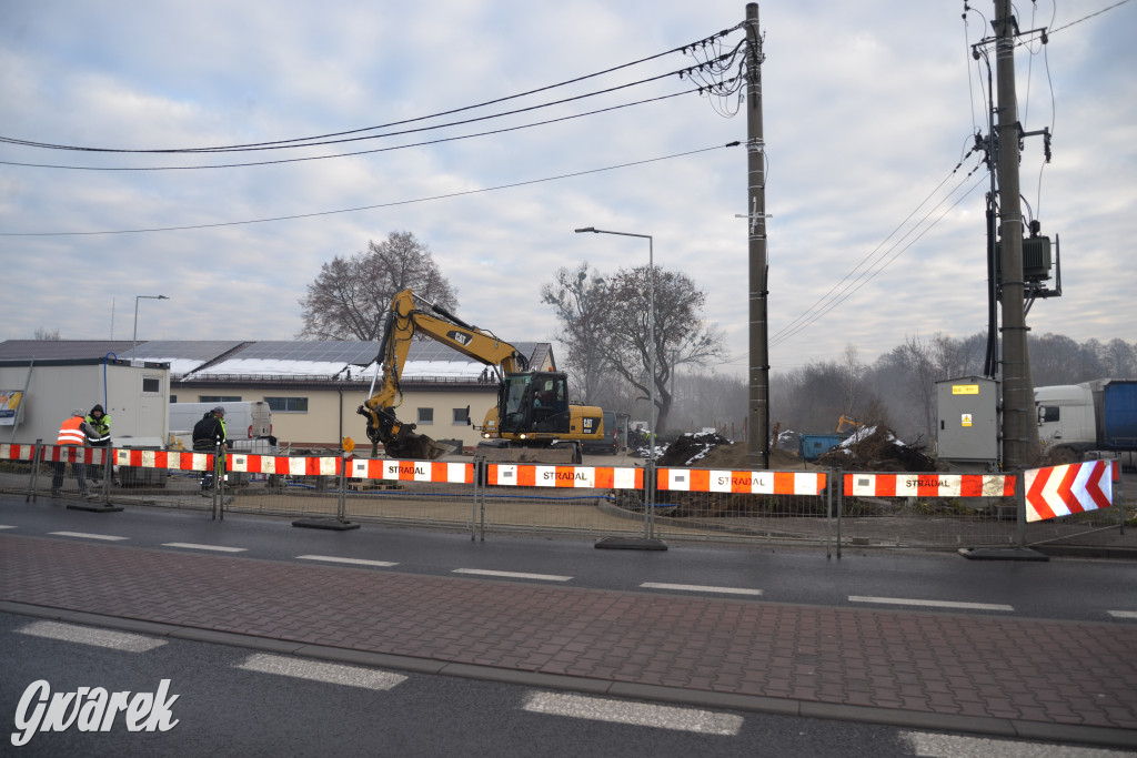 Powiat tarnogórski. Budowa marketu Dino
