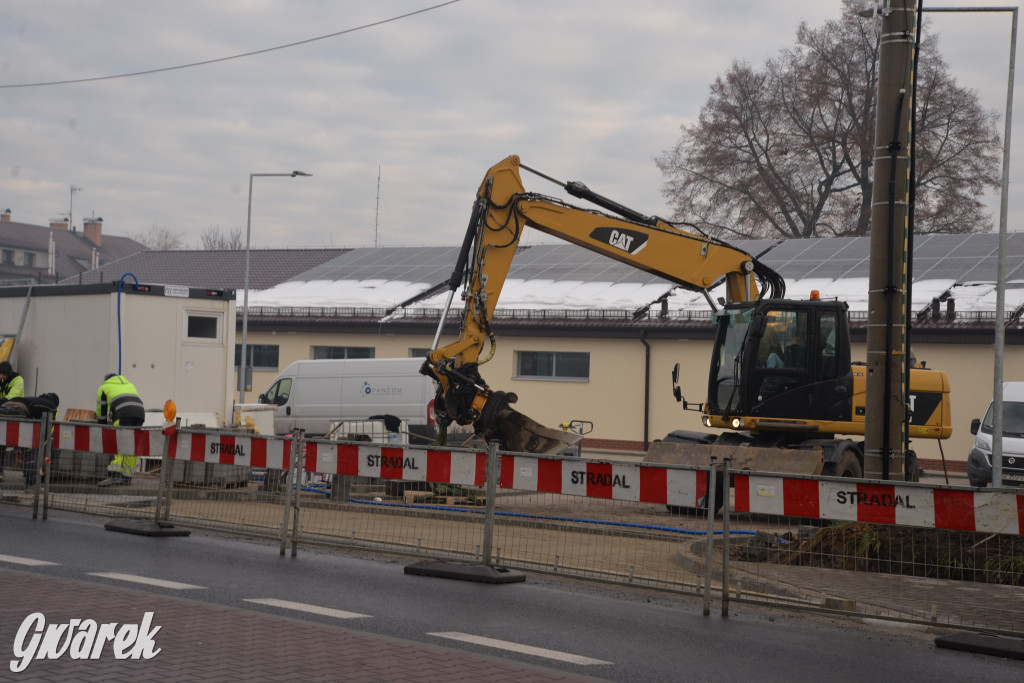 Powiat tarnogórski. Budowa marketu Dino