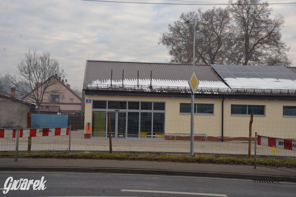 Powiat tarnogórski. Budowa marketu Dino