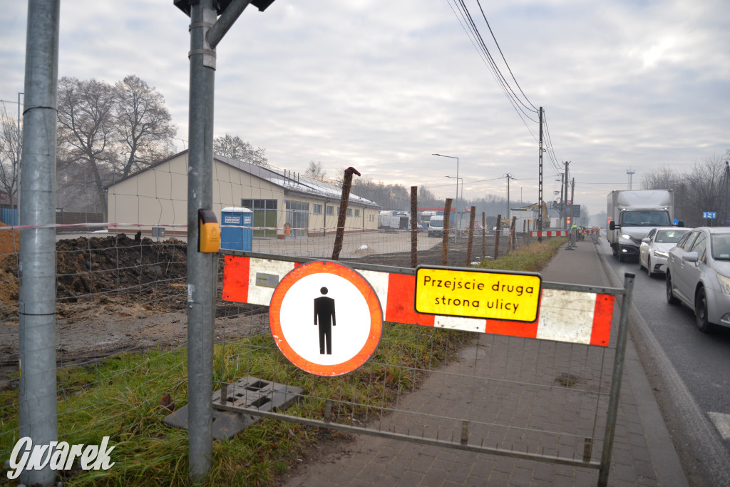 Powiat tarnogórski. Budowa marketu Dino