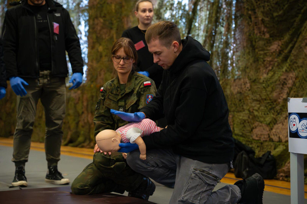 Wojsko szkoli. Zajęcia dla cywilów w 5 Pułku Chemicznym