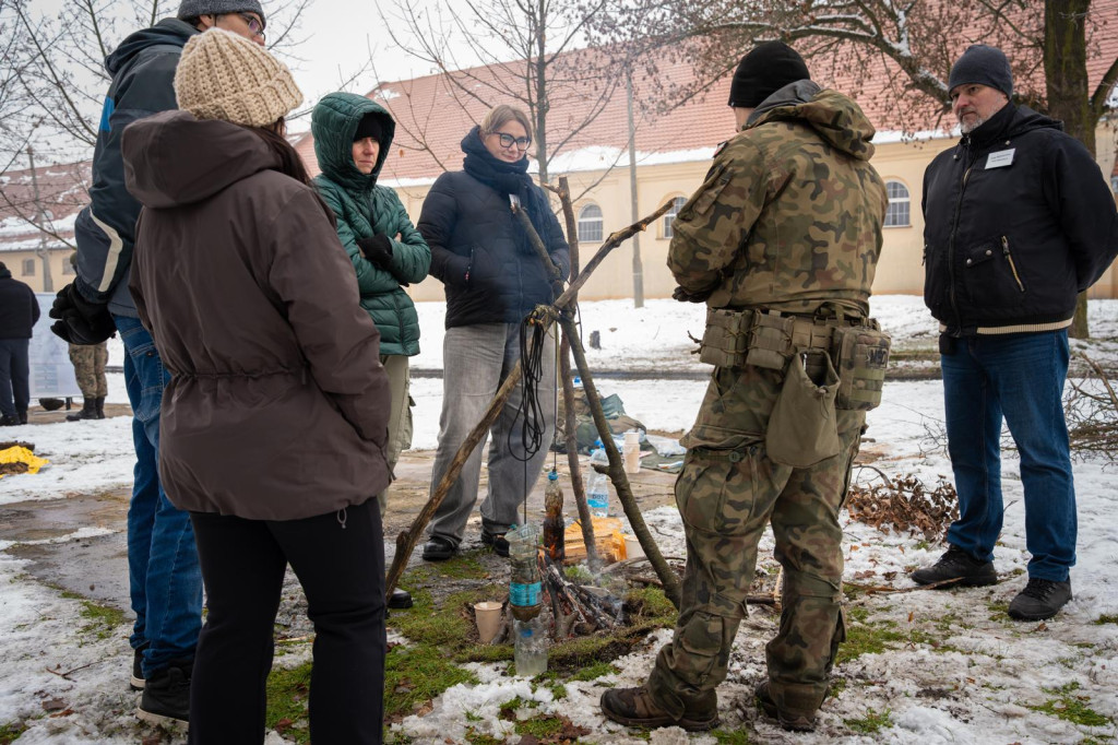 Wojsko szkoli. Zajęcia dla cywilów w 5 Pułku Chemicznym