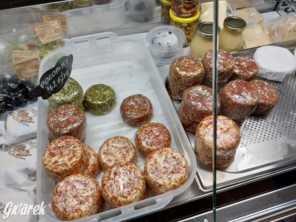 Kameralnie, z alpakami. Połomski jarmark