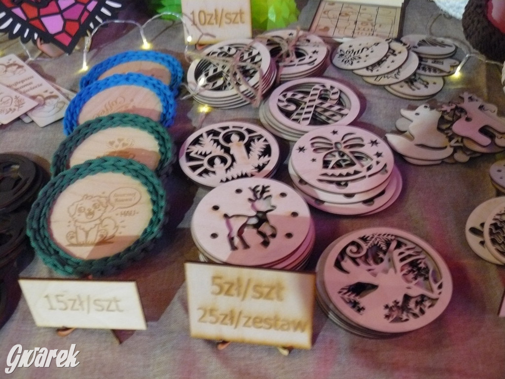 Kameralnie, z alpakami. Połomski jarmark