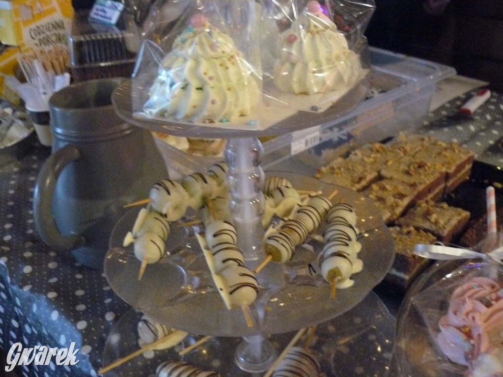 Kameralnie, z alpakami. Połomski jarmark