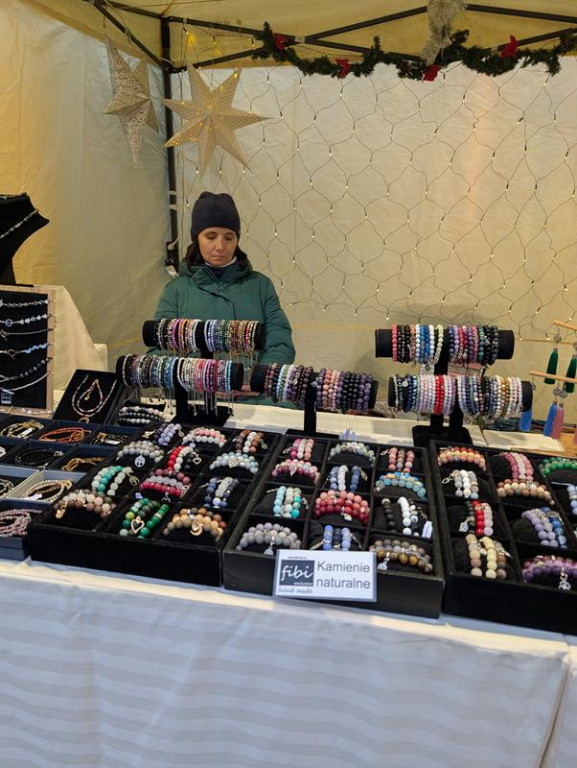 Klimatycznie na rynku w Tarnowskich Górach. Ruszył jarmark!