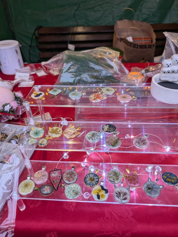 Klimatycznie na rynku w Tarnowskich Górach. Ruszył jarmark!