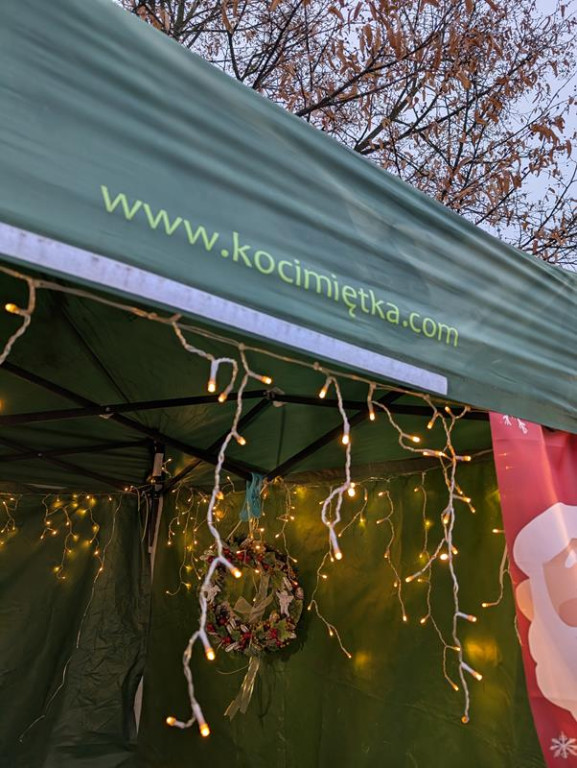 Klimatycznie na rynku w Tarnowskich Górach. Ruszył jarmark!