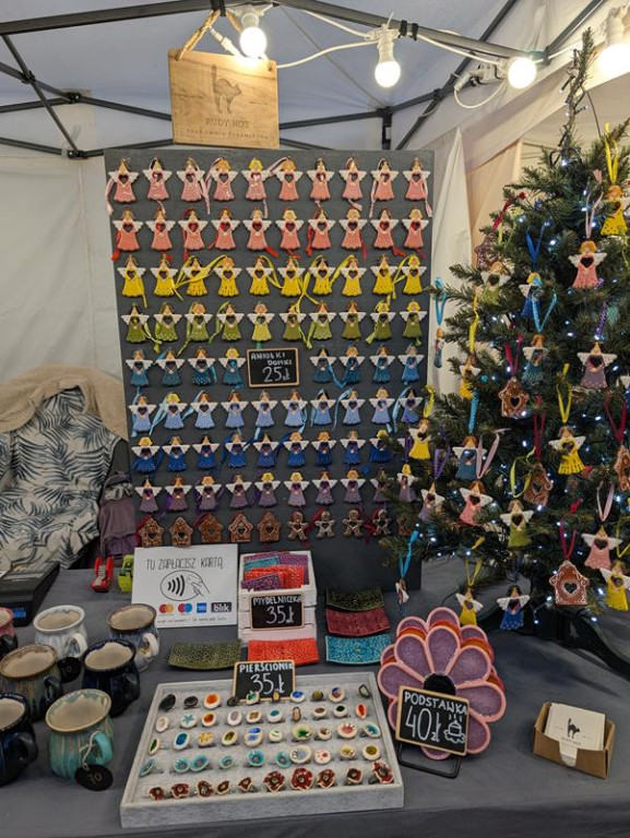 Klimatycznie na rynku w Tarnowskich Górach. Ruszył jarmark!