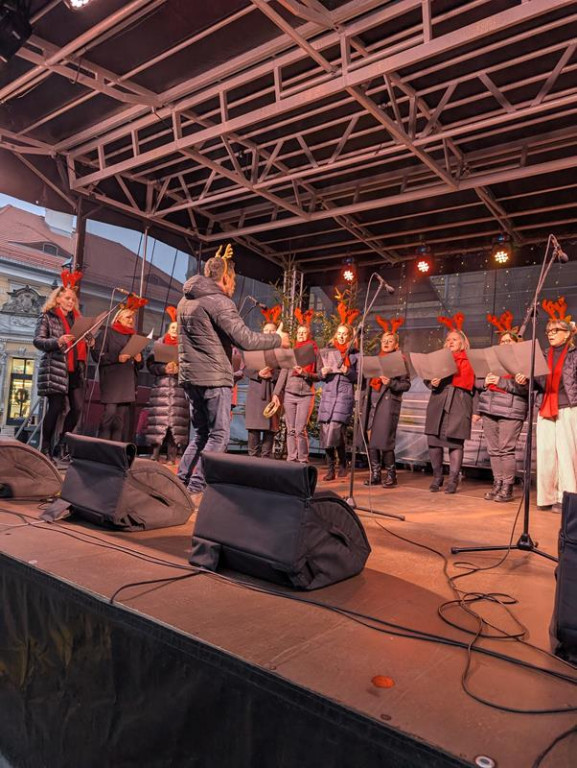 Klimatycznie na rynku w Tarnowskich Górach. Ruszył jarmark!