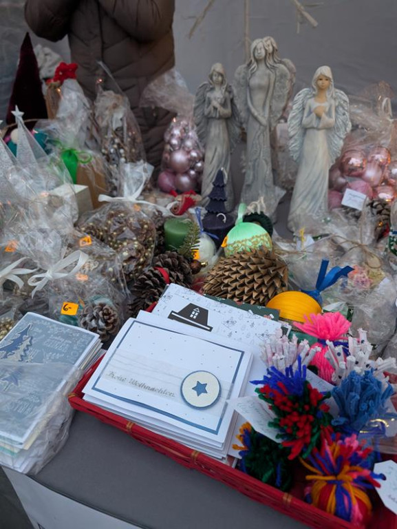 Klimatycznie na rynku w Tarnowskich Górach. Ruszył jarmark!