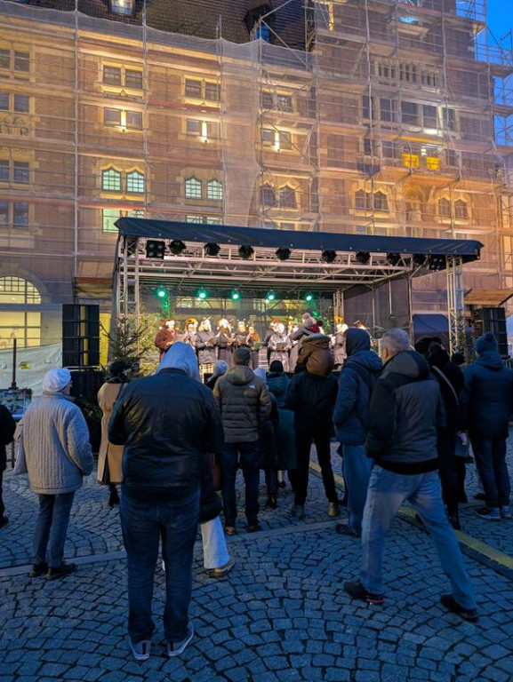 Klimatycznie na rynku w Tarnowskich Górach. Ruszył jarmark!