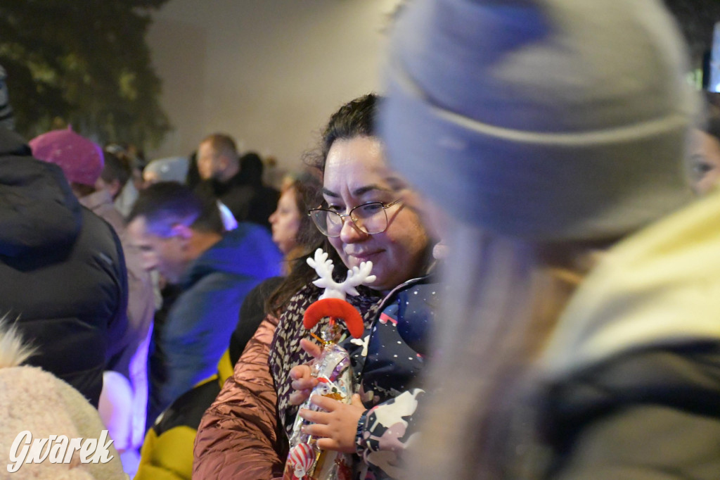 Strzybnicka choinka zabłysła 5 tysiącami lampek