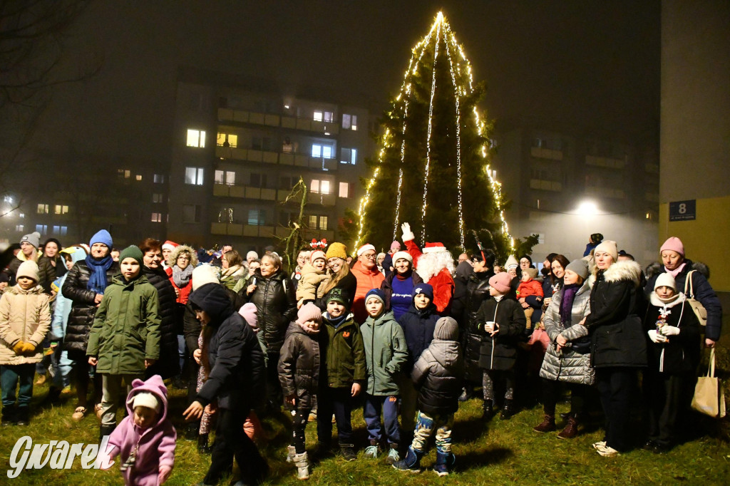 Strzybnicka choinka zabłysła 5 tysiącami lampek