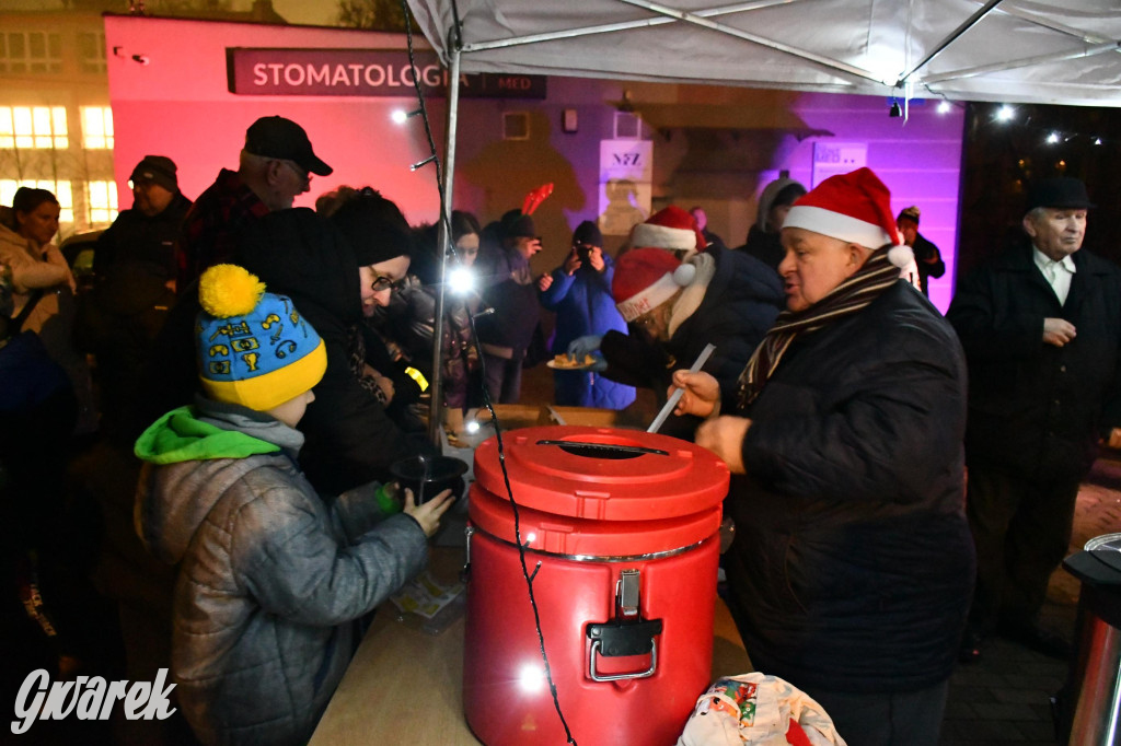 Strzybnicka choinka zabłysła 5 tysiącami lampek