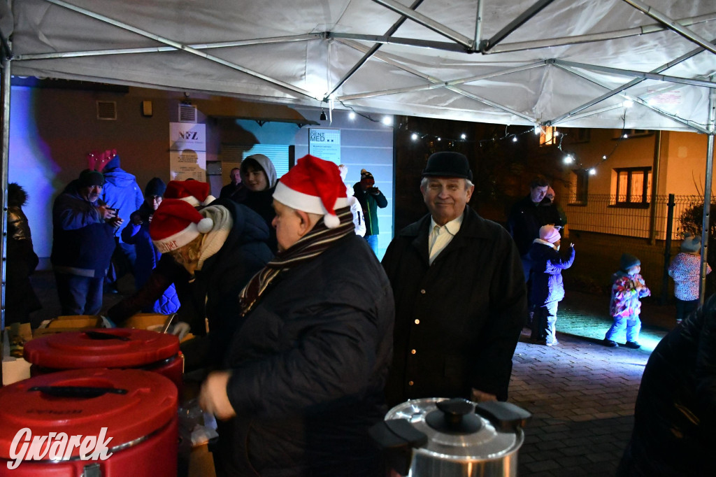 Strzybnicka choinka zabłysła 5 tysiącami lampek
