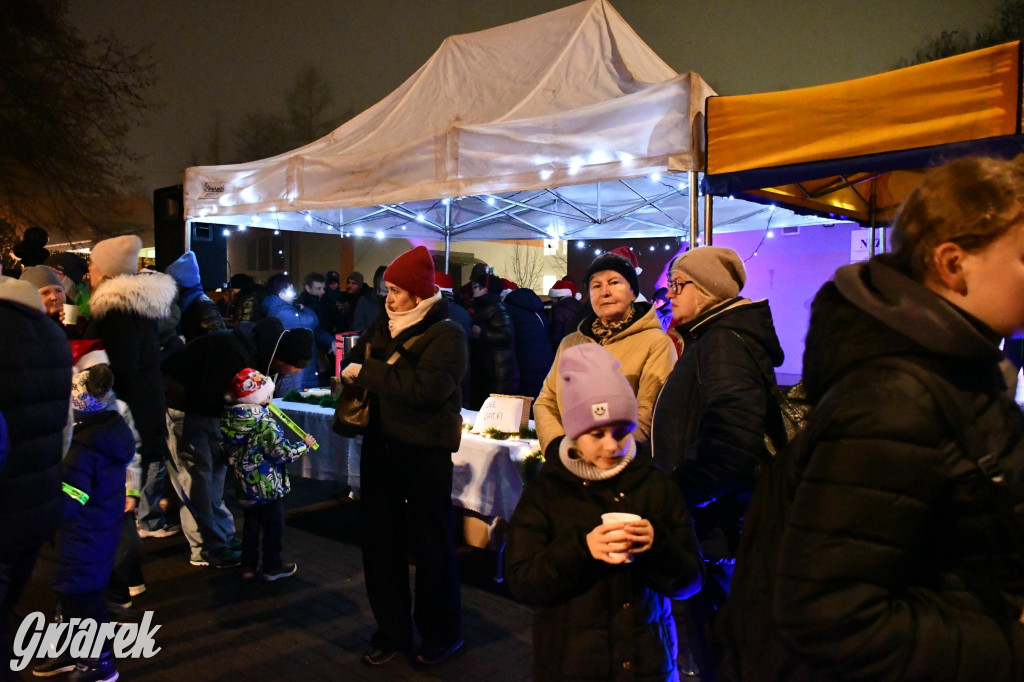 Strzybnicka choinka zabłysła 5 tysiącami lampek