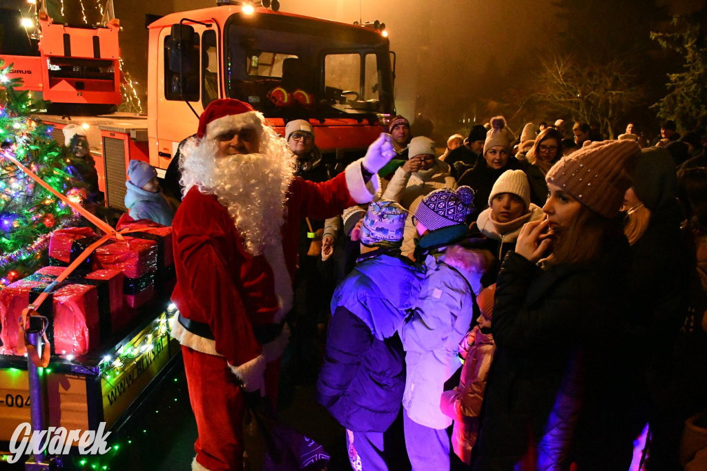 Strzybnicka choinka zabłysła 5 tysiącami lampek