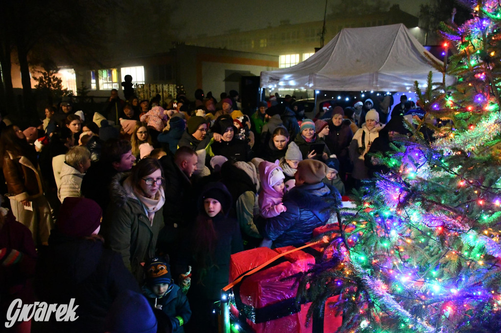 Strzybnicka choinka zabłysła 5 tysiącami lampek