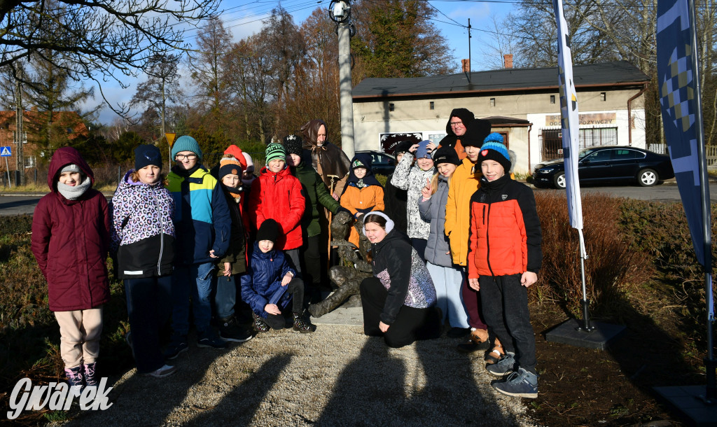 Trzynasta rzeźba gwarka odsłonięta