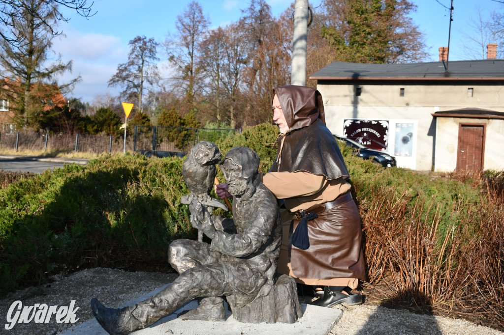 Trzynasta rzeźba gwarka odsłonięta