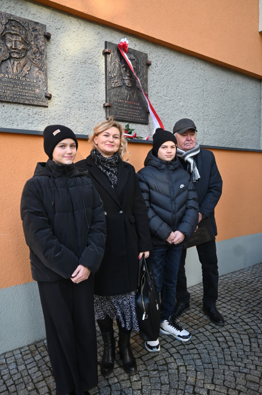 Górnik królewskiej kopalni kontra YouTube i Tik Tok