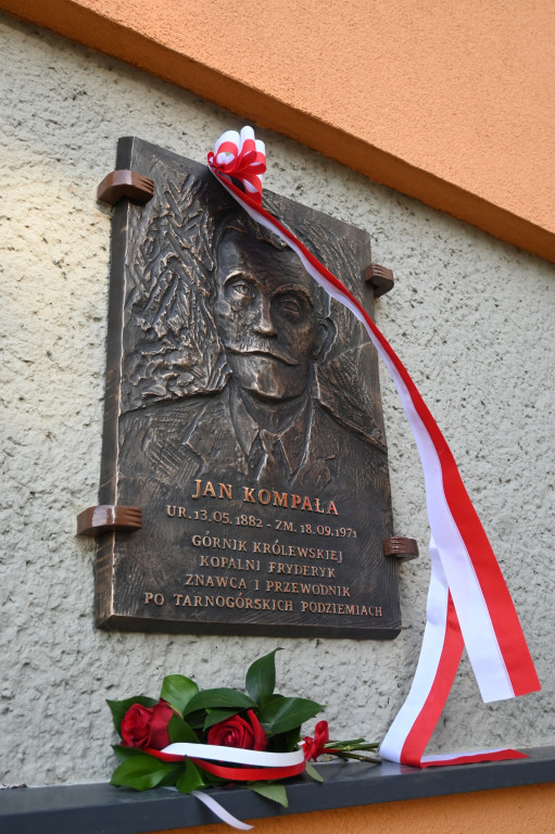 Górnik królewskiej kopalni kontra YouTube i Tik Tok