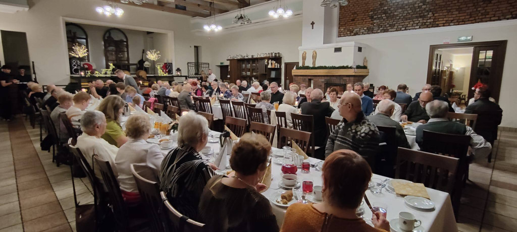 Powrót po 6 latach. Opłatkowe spotkanie dla seniorów