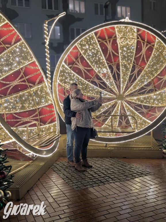 Zimowa gwiazdka i Power of Wings