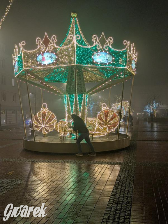 Zimowa gwiazdka i Power of Wings