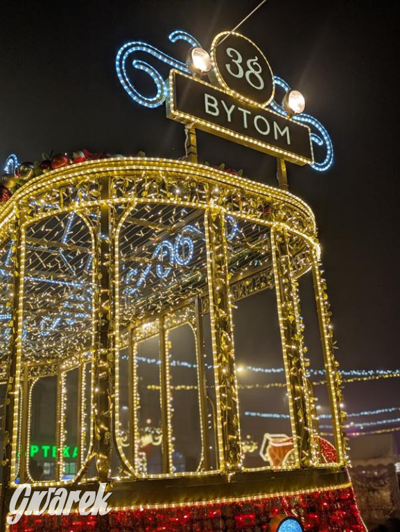 Zimowa gwiazdka i Power of Wings