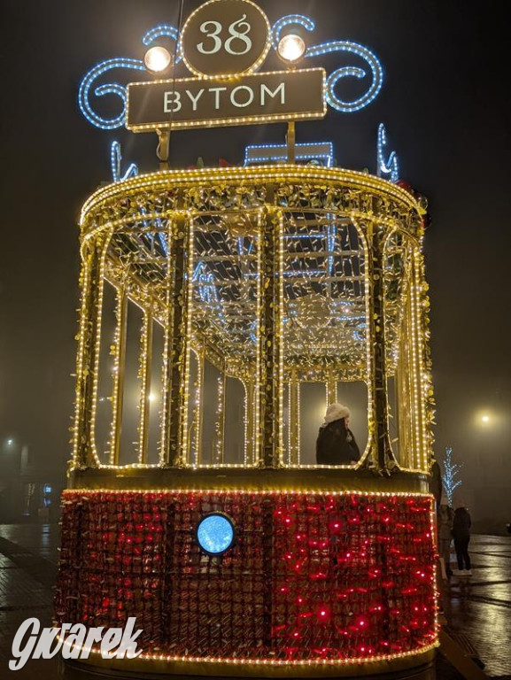 Zimowa gwiazdka i Power of Wings