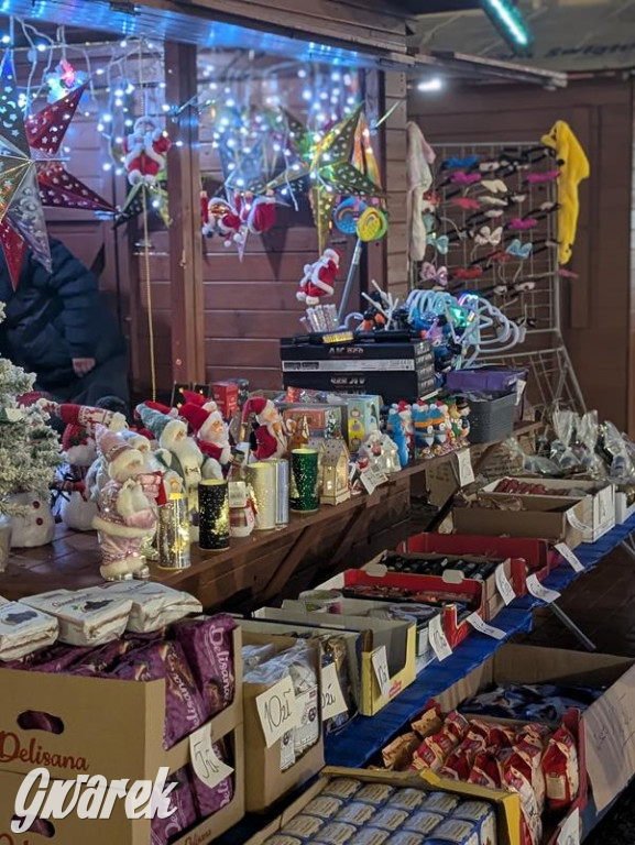 Zimowa gwiazdka i Power of Wings