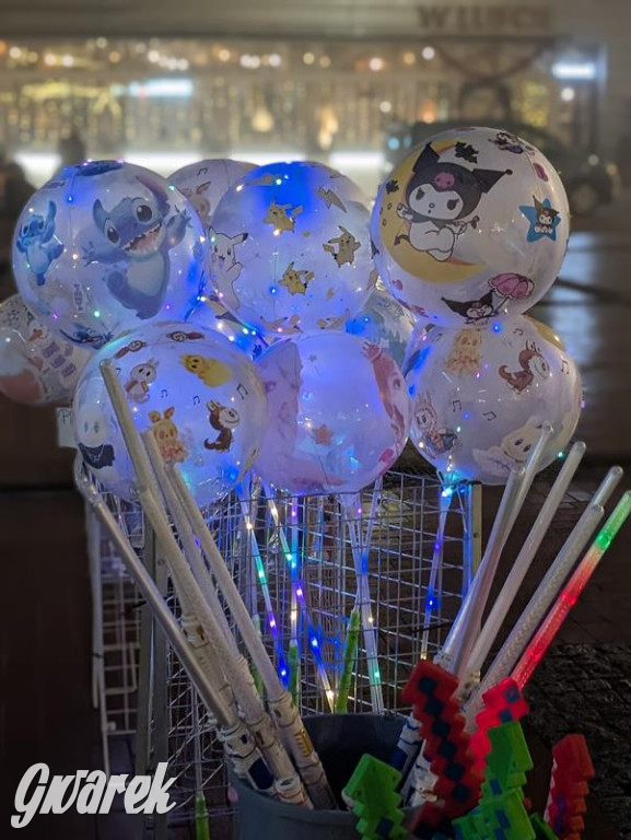 Zimowa gwiazdka i Power of Wings