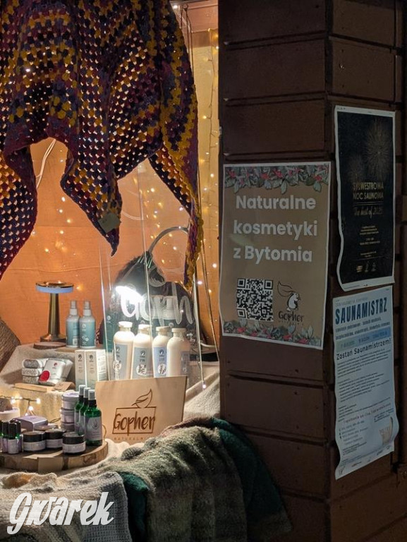 Zimowa gwiazdka i Power of Wings