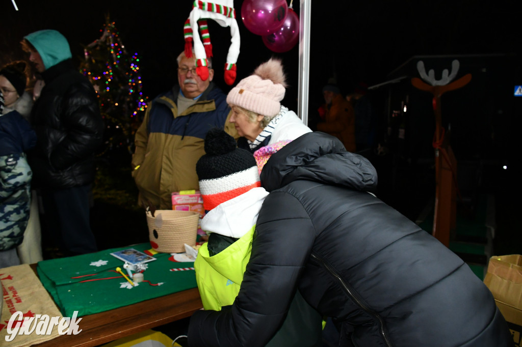 Przednia świąteczna zabawa w Bobrownikach Śląskich