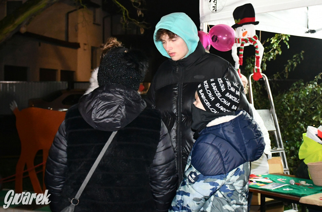 Przednia świąteczna zabawa w Bobrownikach Śląskich