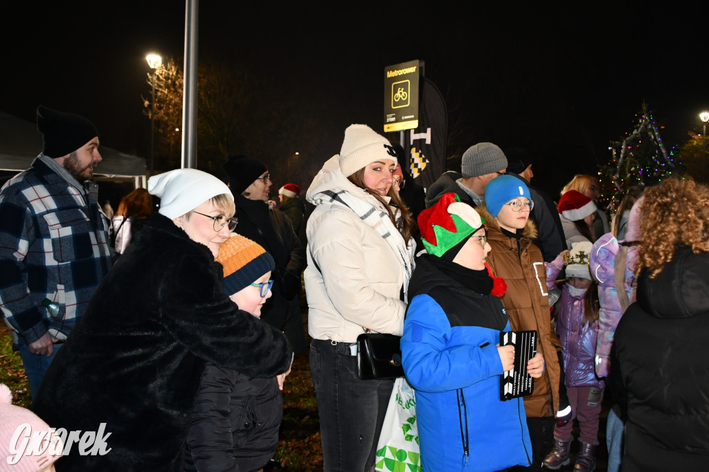 Przednia świąteczna zabawa w Bobrownikach Śląskich