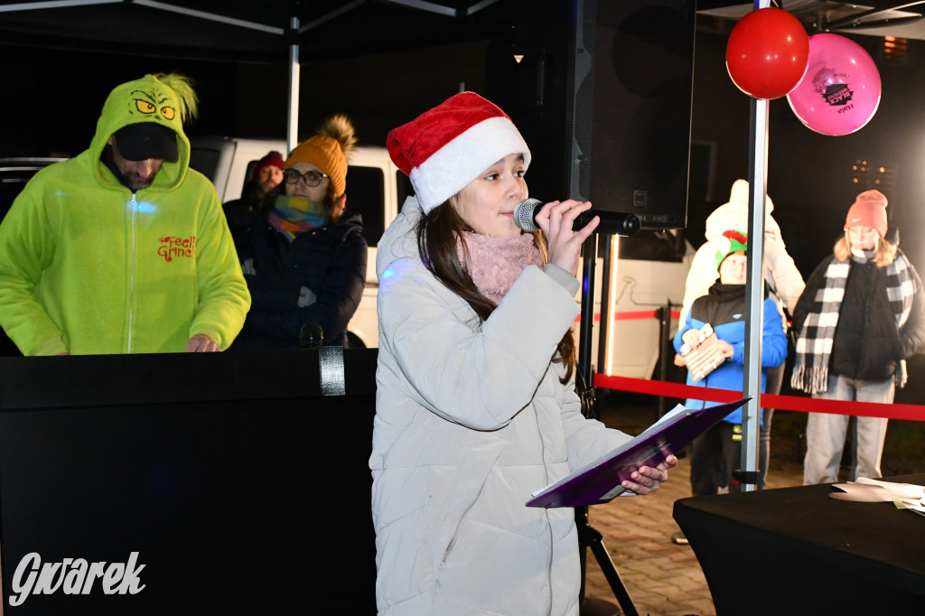 Przednia świąteczna zabawa w Bobrownikach Śląskich