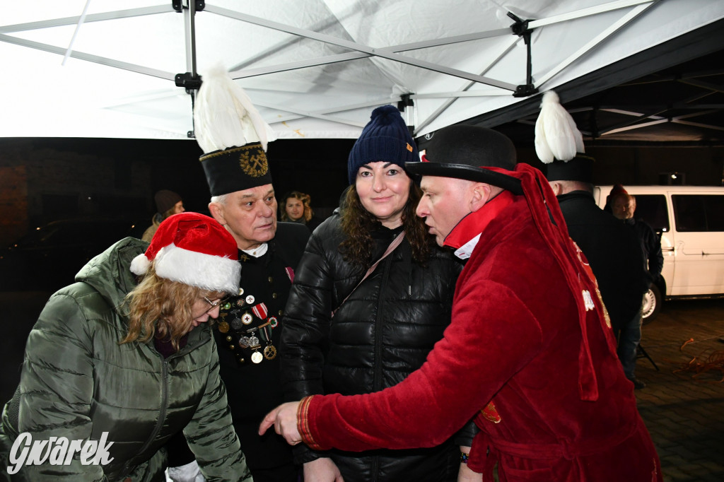 Przednia świąteczna zabawa w Bobrownikach Śląskich