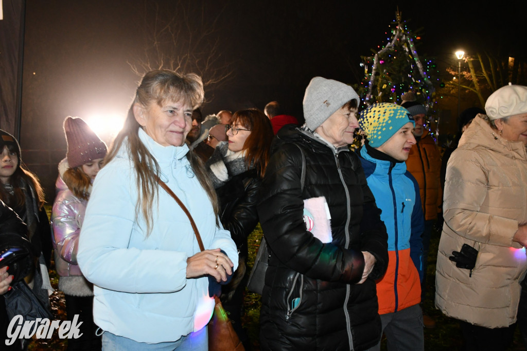 Przednia świąteczna zabawa w Bobrownikach Śląskich