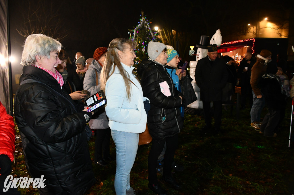Przednia świąteczna zabawa w Bobrownikach Śląskich